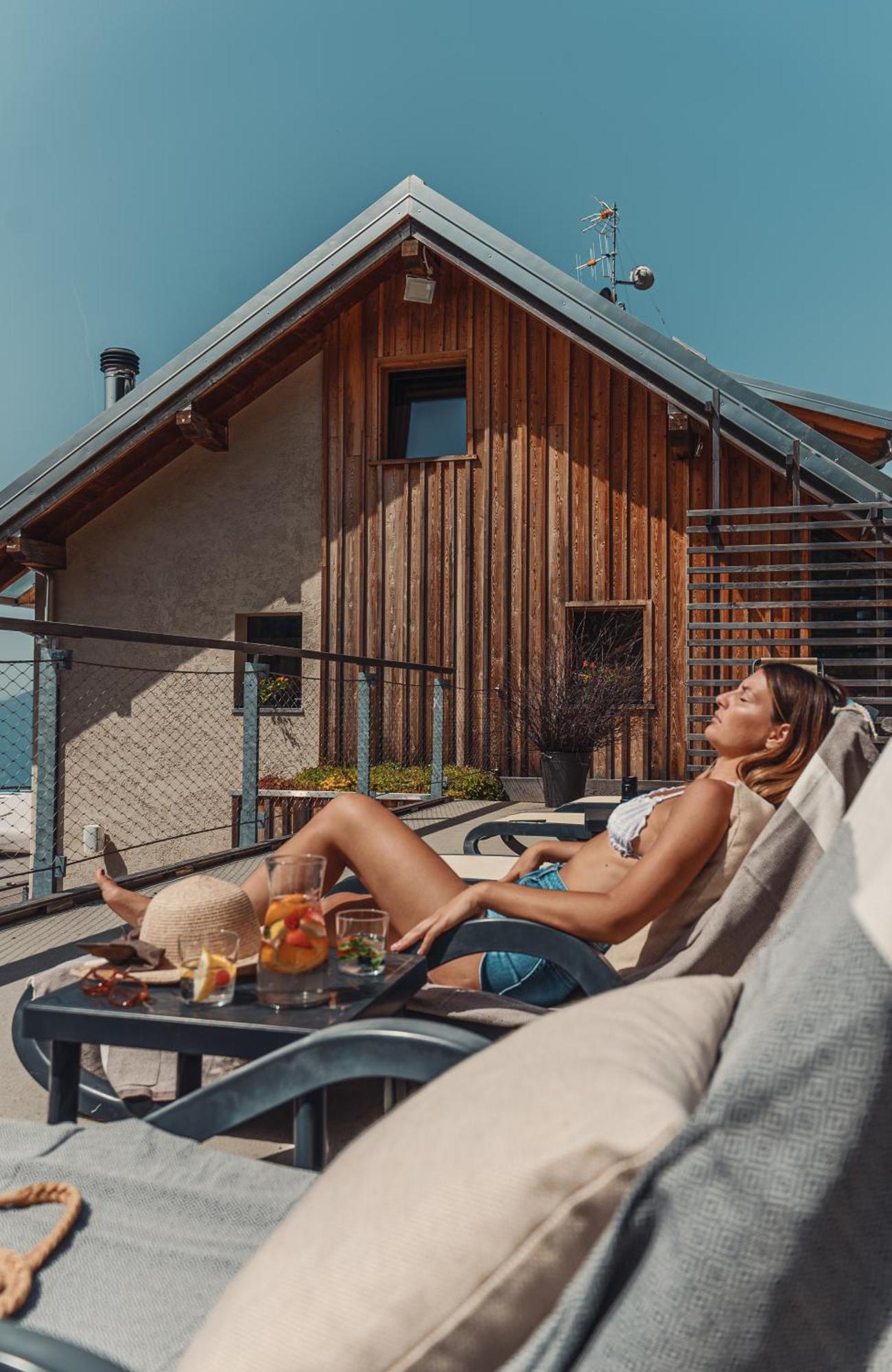 ホテル Nif: Alpine Taste レーヴィコ・テルメ エクステリア 写真